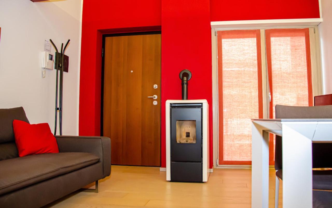 Holiday House Viola Tirano Exterior foto
